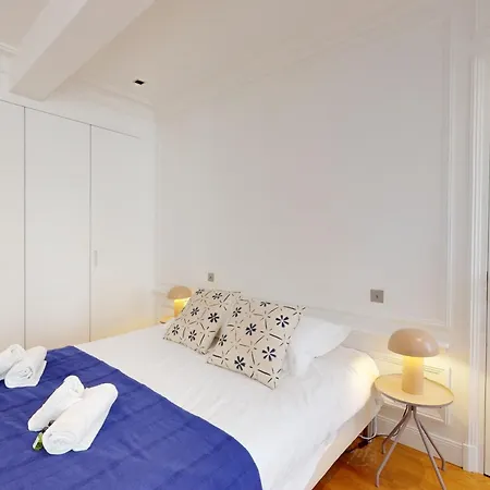 Le N 10 - Of 200 Sqm With Patio Of 35 Square Meters In Old Town *