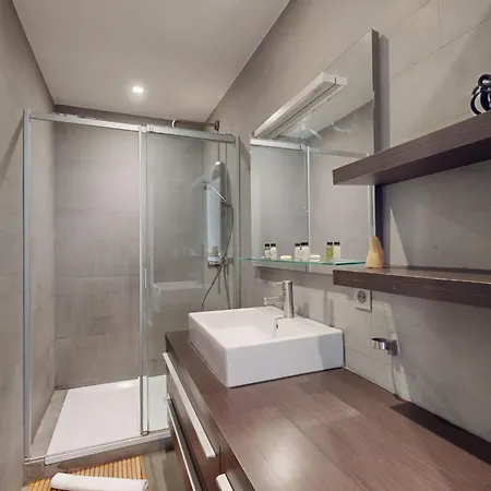Le N 10 - Of 200 Sqm With Patio Of 35 Square Meters In Old Town Апартаменты