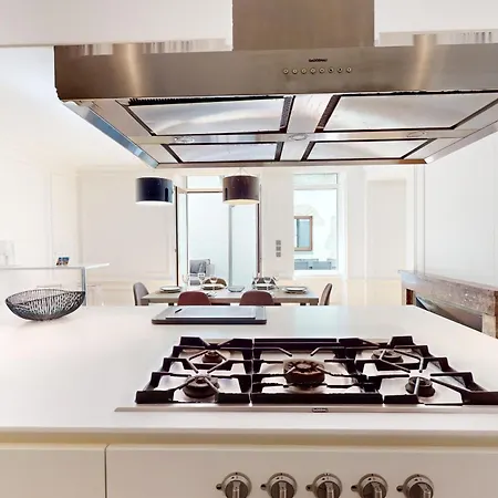 Le N 10 - Of 200 Sqm With Patio Of 35 Square Meters In Old Town *